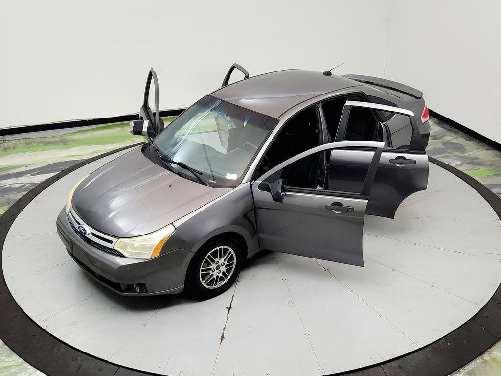 Used 2011 Ford Focus SE w/ 201A Rapid Spec Order Code FWD image 37