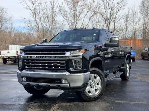 Used 2020 Chevrolet Silverado 2500 LTZ w/ LTZ Plus Package image 2