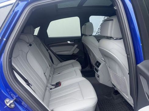 Used 2023 Audi Q5 2.0T Premium w/ Convenience Package AWD/4WD image 24