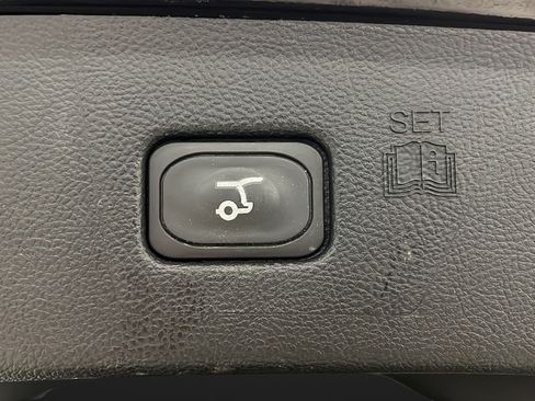 Used 2023 Ford Edge SEL w/ Convenience Package AWD/4WD image 28