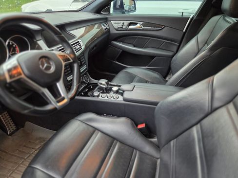 Used 2013 Mercedes-Benz CLS 63 AMG image 7