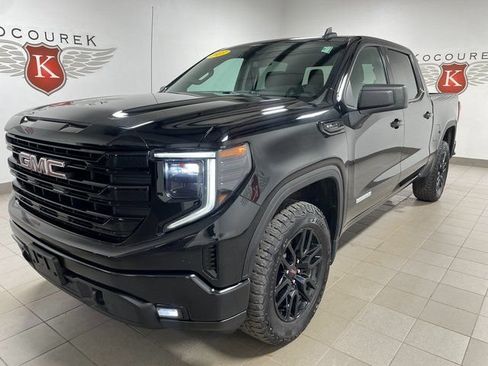 Used 2023 GMC Sierra 1500 Elevation AWD/4WD image 3