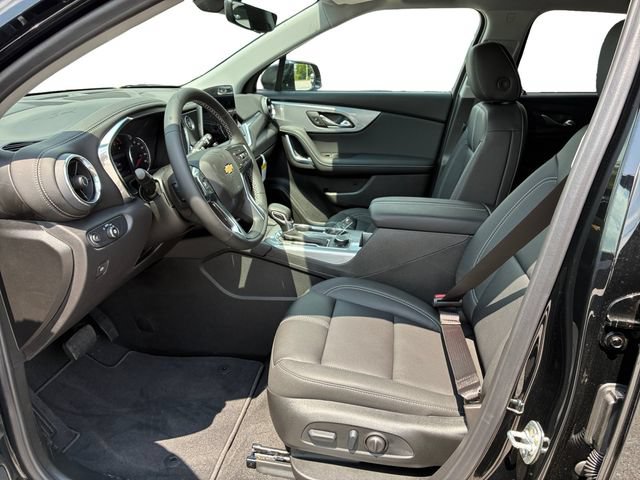 New 2026 Chevrolet Blazer LT w/ Sound & Technology Package AWD/4WD image 11