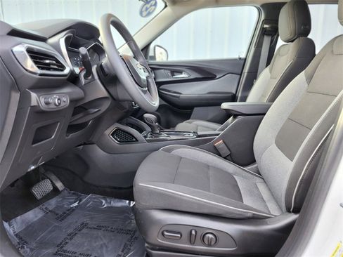Used 2023 Chevrolet TrailBlazer LT image 16