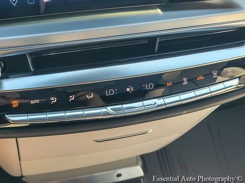 New 2026 Cadillac Lyriq Luxury w/ LPO, Floor Liner Package AWD/4WD image 25