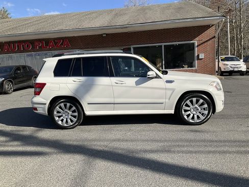 Used 2010 Mercedes-Benz GLK 350 4MATIC image 4