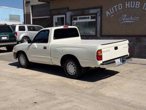Used 1998 Toyota Tacoma 2WD Regular Cab w/ Value Edition Plus Pkg image 8