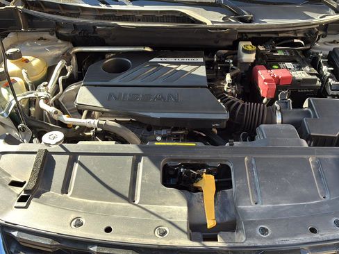 Used 2022 Nissan Rogue SL w/ SL Premium Package image 28