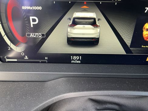 Certified 2026 Nissan Rogue Platinum w/ Platinum Premium Package image 3