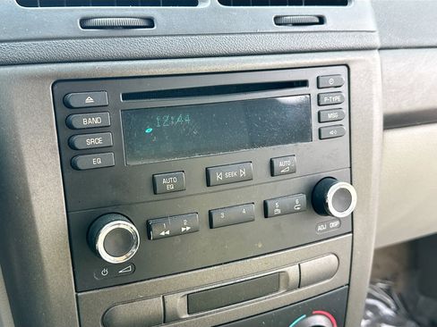 Used 2005 Chevrolet Cobalt LS image 9