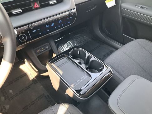 New 2025 Hyundai Ioniq 5 SE image 29