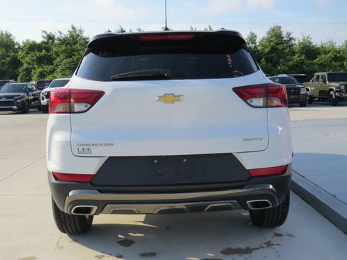 Certified 2023 Chevrolet TrailBlazer ACTIV w/ Convenience Package FWD image 4