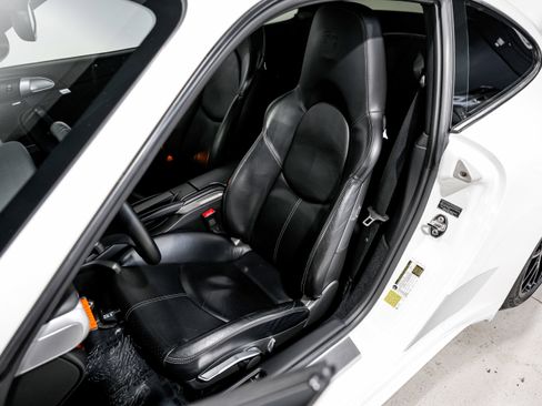 Used 2012 Porsche 911 Carrera GTS image 19