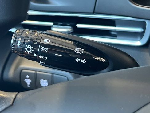 Used 2026 Hyundai Elantra Hybrid FWD image 31