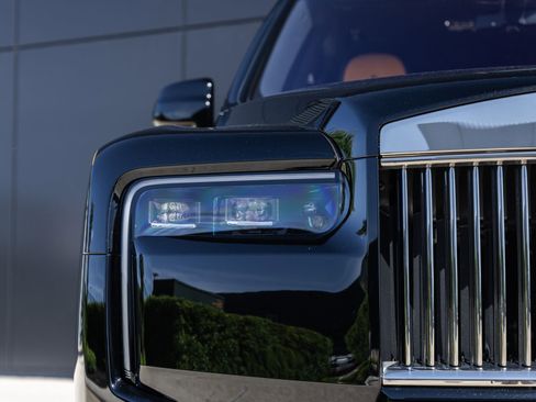 New 2026 Rolls-Royce Cullinan AWD/4WD image 23