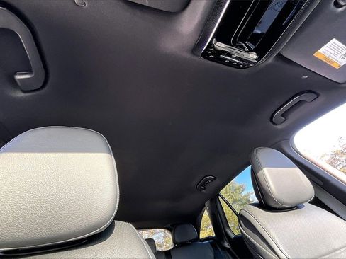 Used 2026 Mercedes-Benz GLC 300 4MATIC image 17