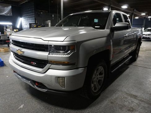 Used 2017 Chevrolet Silverado 1500 LT w/ All Star Edition AWD/4WD image 1