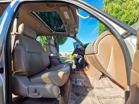 Used 2000 Toyota 4Runner Limited AWD/4WD image 14