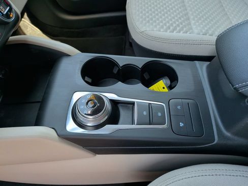 Certified 2020 Ford Escape SE AWD/4WD image 18