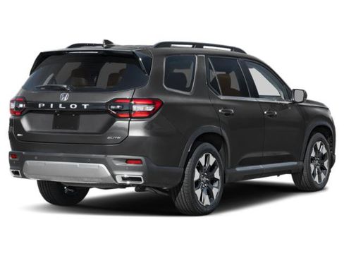 Used 2026 Honda Pilot Elite image 2