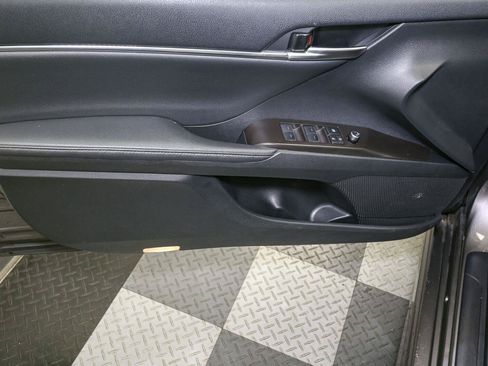 Used 2024 Toyota Camry XSE FWD image 38