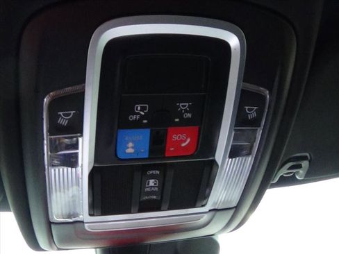 Certified 2025 RAM 1500 Laramie image 24