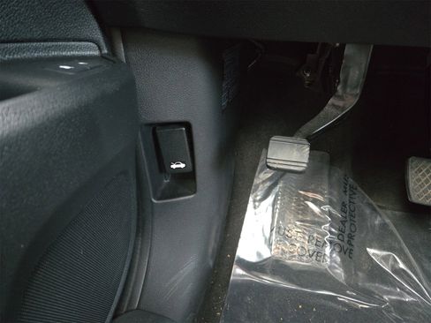 Used 2019 Honda Pilot Touring image 39