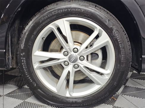 Used 2020 Audi Q3 2.0T Premium Plus w/ Premium Plus Package image 9