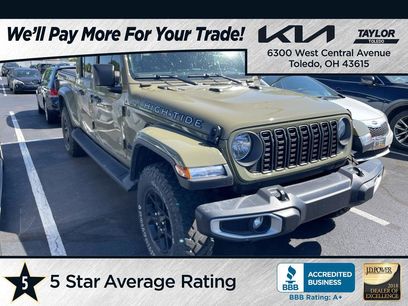 Used 2025 Jeep Gladiator Sport