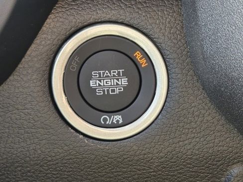 Used 2025 RAM 1500 Tradesman w/ Night Edition AWD/4WD image 11