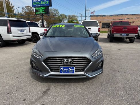 Used 2019 Hyundai Sonata SE FWD image 3