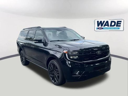 New 2026 Ford Expedition Max Platinum w/ Stealth Performance Package AWD/4WD image 3