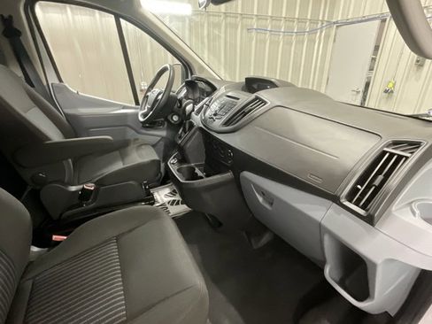 Used 2019 Ford Transit 150 XL image 12