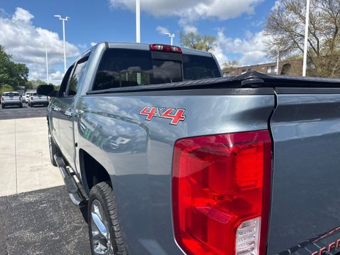 Used 2016 Chevrolet Silverado 1500 LTZ w/ LTZ Plus Package AWD/4WD image 13
