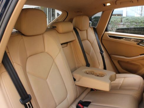 Used 2016 Porsche Macan S w/ Premium Package Plus image 23