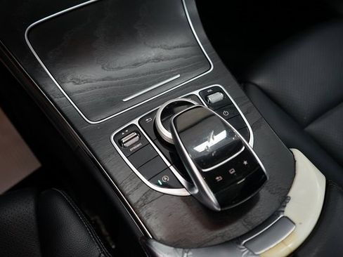 Used 2016 Mercedes-Benz C 300 4MATIC Sedan image 37