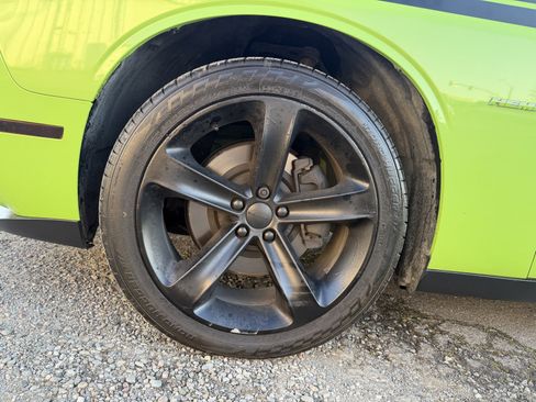 Used 2015 Dodge Challenger R/T w/ Quick Order Package 28B R/T image 9