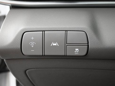 Certified 2021 Hyundai Elantra SEL FWD image 12