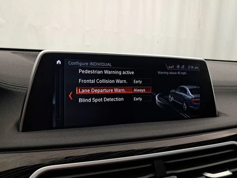 Used 2019 BMW 750i xDrive w/ M Sport Package AWD/4WD image 18