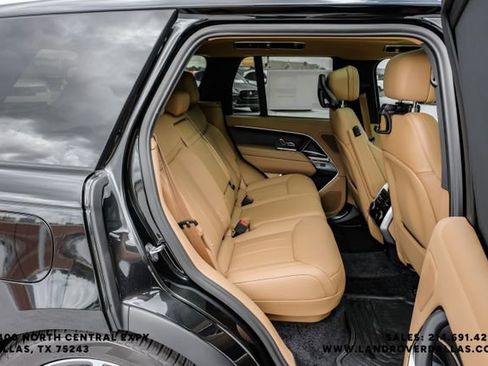 New 2026 Land Rover Range Rover SE AWD/4WD image 42