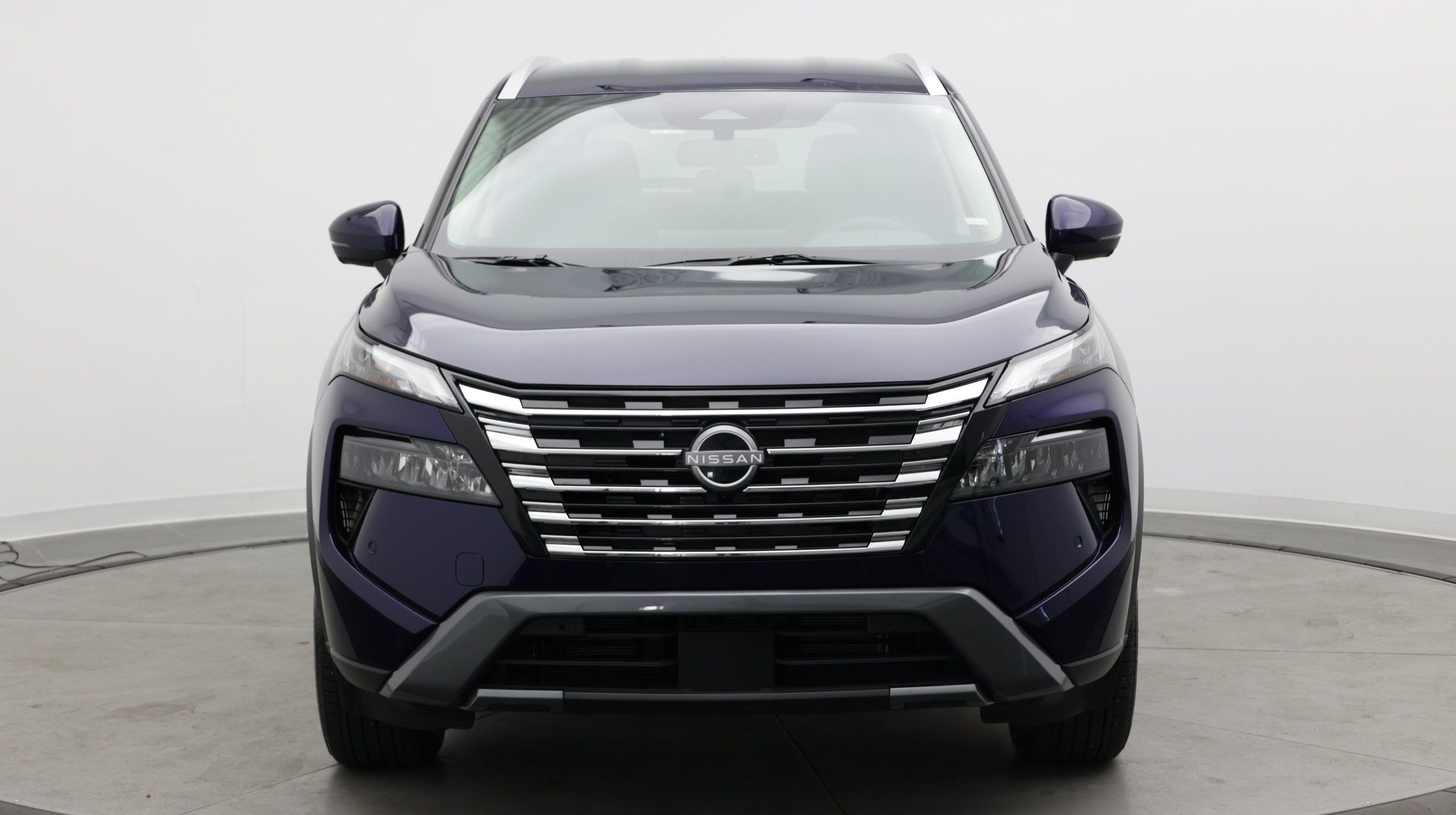 Used 2026 Nissan Rogue SL AWD/4WD image 2