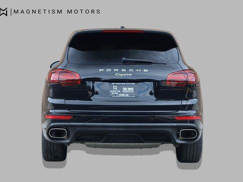 Used 2018 Porsche Cayenne AWD/4WD image 10