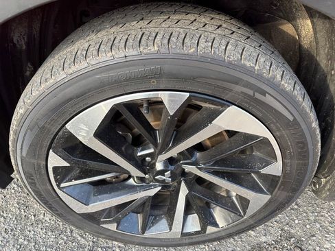 Used 2024 Mitsubishi Outlander SE image 26