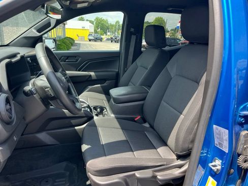 Used 2023 Chevrolet Colorado Trail Boss w/ Advanced Trailering Package AWD/4WD image 17