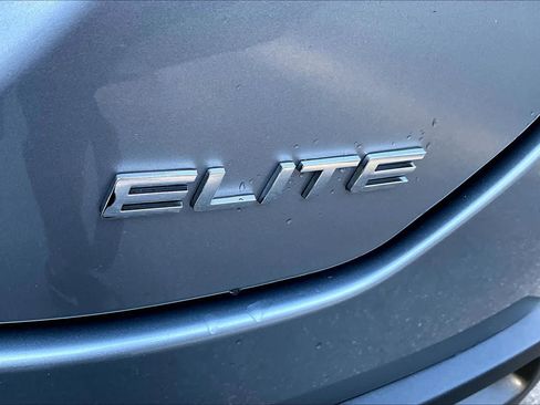 Used 2023 Honda Pilot Elite image 10