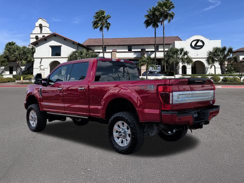 Used 2022 Ford F250 Platinum w/ FX4 Off-Road Package AWD/4WD image 4