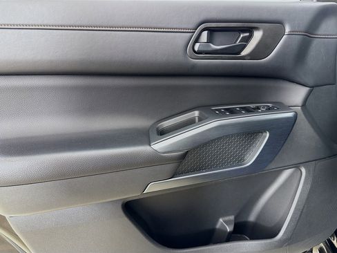 Used 2023 Nissan Pathfinder Rock Creek image 18