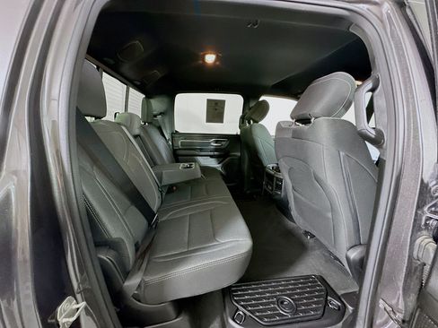 Used 2024 RAM 1500 Big Horn AWD/4WD image 29