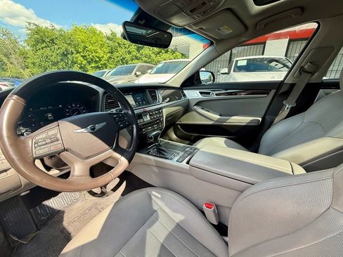 Used 2018 Genesis G80 3.8 w/ Option Group 02 RWD image 12