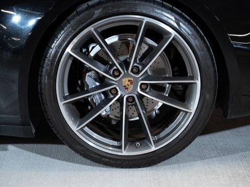 Certified 2020 Porsche 911 Carrera RWD image 11